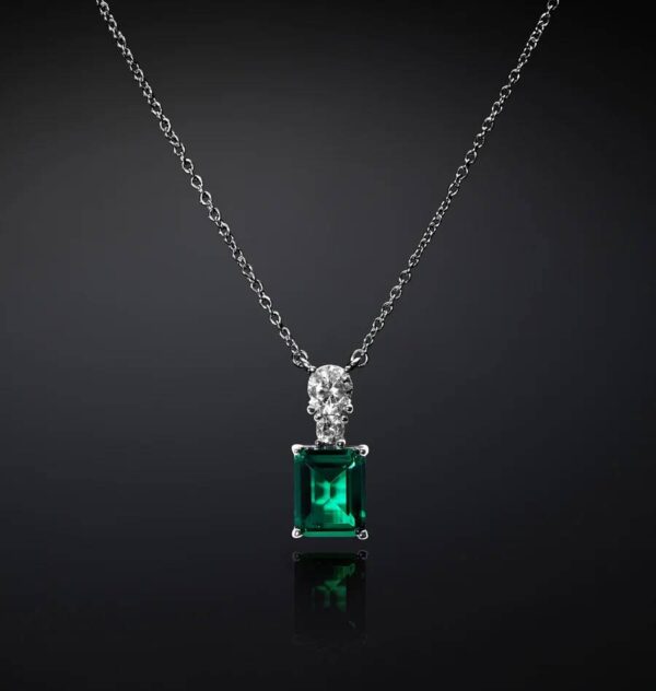 J19AWJ03_EMERALD_NECKLACE_SILVER.1_900x.jpg