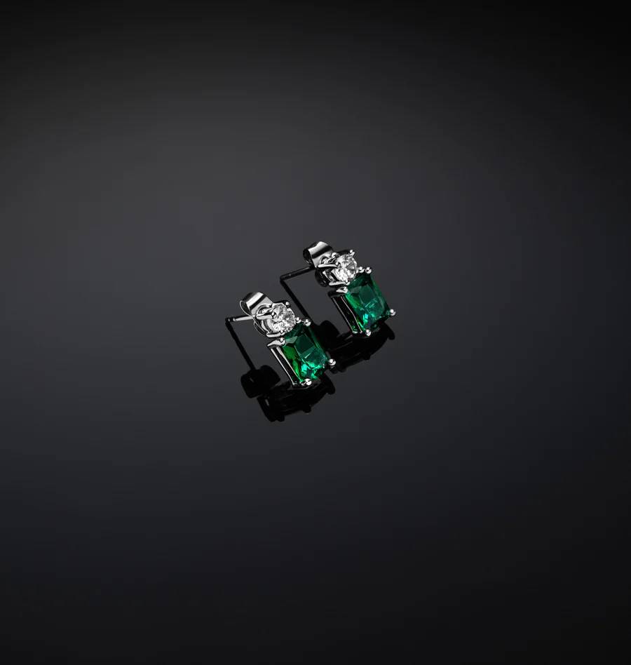 J19AWJ12_EMERALD_EARRINGS_SILVER.1_900x.jpg