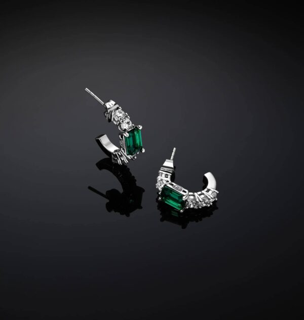 J19AWJ15_EMERALD_EARRINGS_SILVER.1_3000x (1).jpg